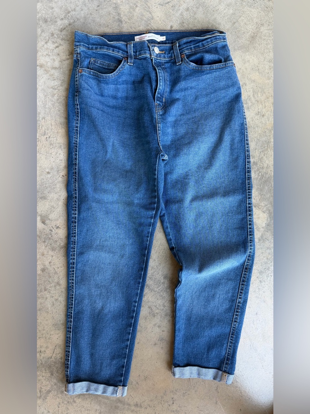 Women's Boyfriend Jeans in Classic Blue Denim